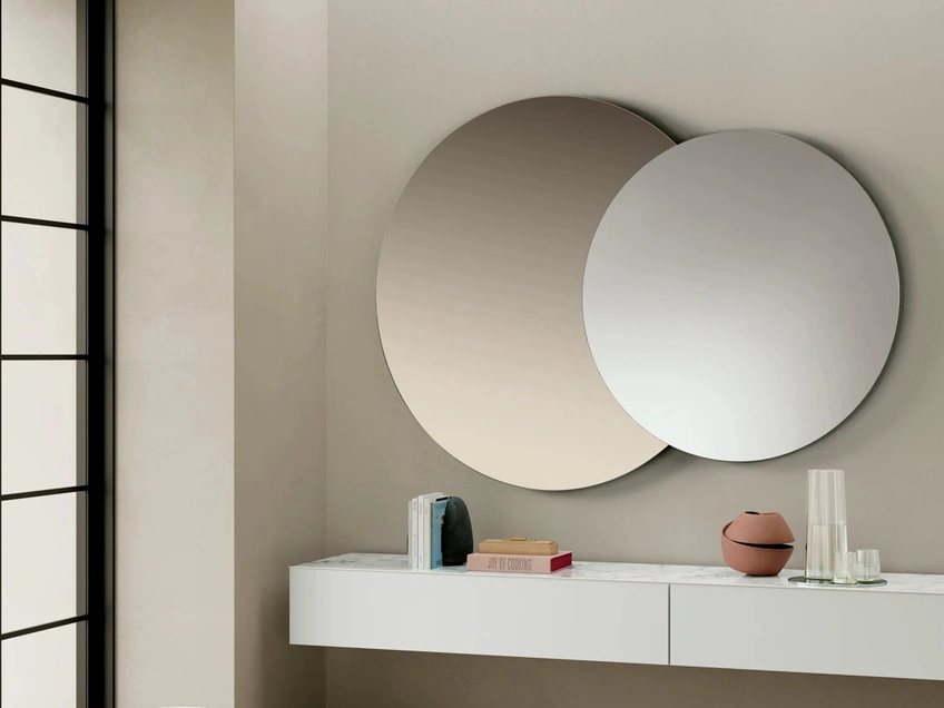 Specchio Hans di Ikone Casa