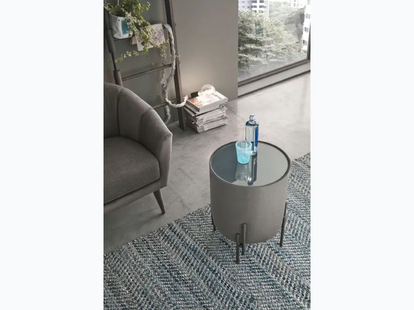 Tavolino Pouf Planos con top in vetro e struttura rivestita in microfibra effetto velluto di Target Point