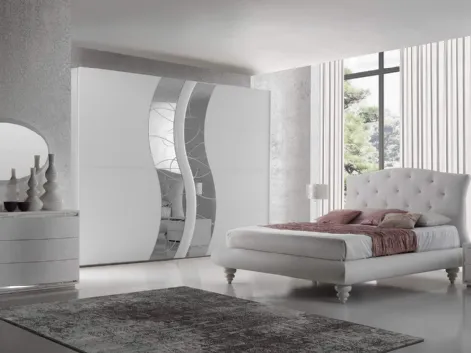 Armadio con ante scorrevoli bianco frassinato con specchi decorati Maxi Esse di Cecchini Italia