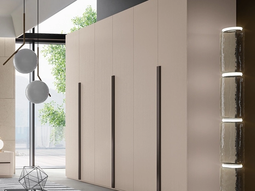 Armadio Orizzonte con ante battenti di RTL Mobili