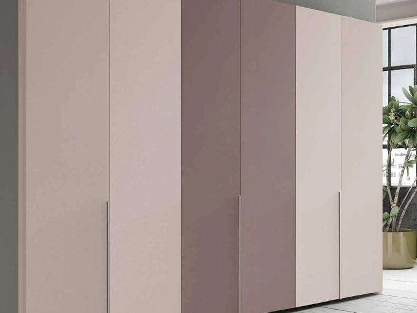 Armadio con ante battenti System Basic Cipria e Fango di Artigianmobili