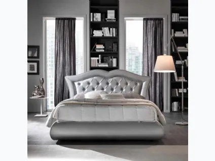 Letto Boheme in ecopelle Argento di Susan imbottiti