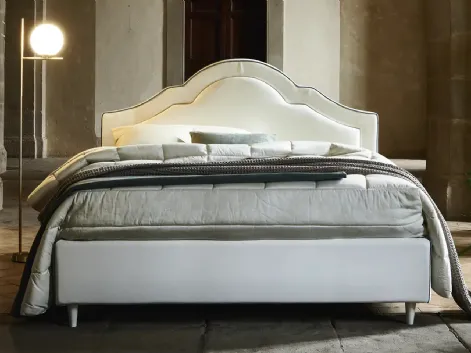 Letto classico in tessuto con testiera sagomata Monococco di Mauri Soft Dream