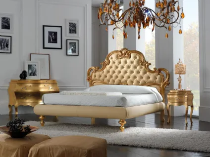 Letto con testiera in pelle e poliuretano finitura Foglia Oro Panarea di Florentiabed