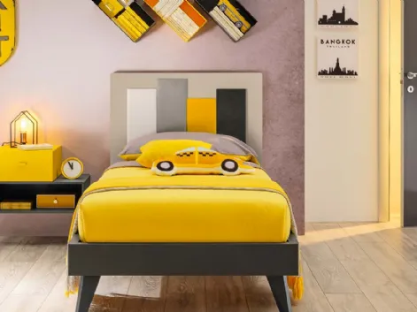 Letto singolo con testiera imbottita in tessuto SC114 di Moretti Compact