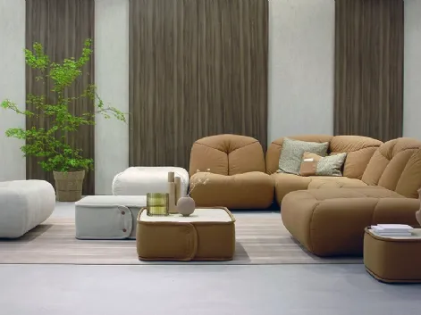 Divano angolare con penisola dalla forma tondeggiante in pelle idrorepellente Chicca di Max Divani