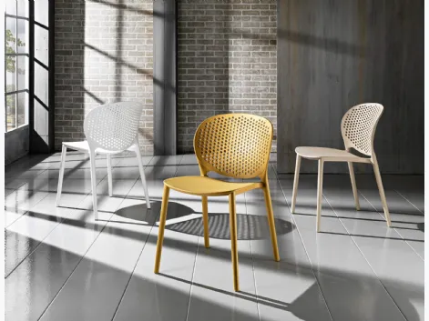 Sedia dalle linee tonde Deva in polipropilene di MaxHome
