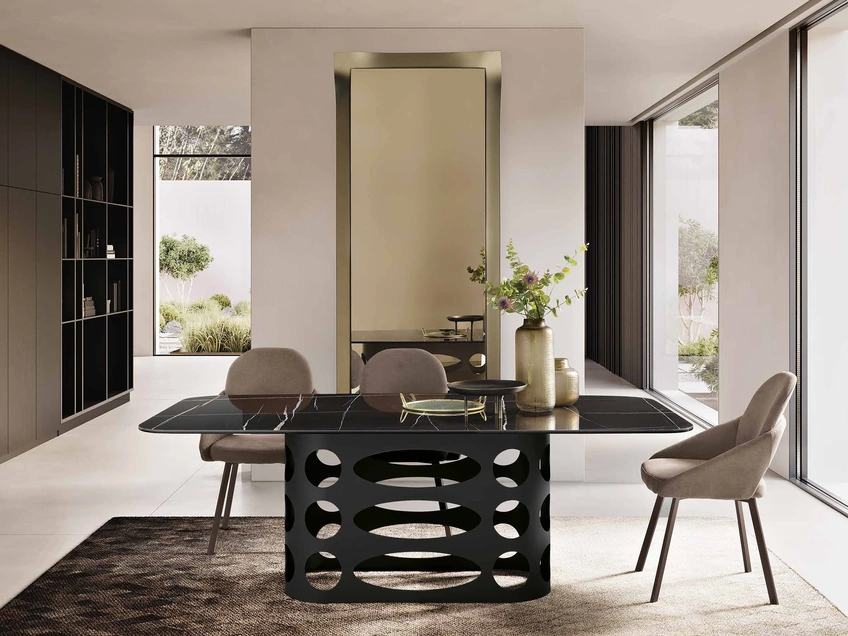 Tavolo Maru in ceramica di Capodarte