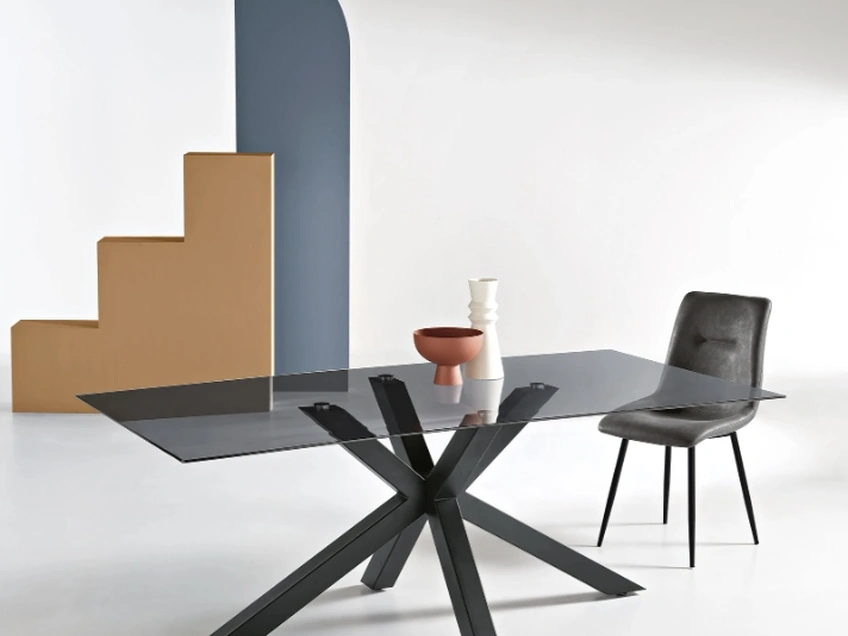 Tavolo in vetro Dante 180 di Ikone Casa