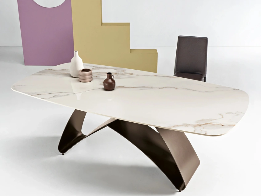 Tavolo King di Ikone Casa