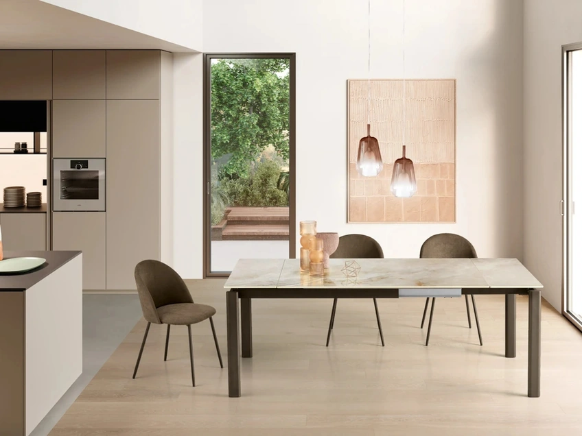 Tavolo Opus 120 di Ikone Casa
