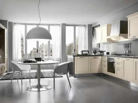 Cucina Classica angolare Elite 05 in legno di frassino laccato beige di Gicinque