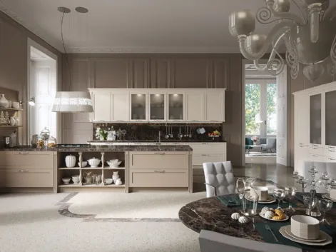 Cucina Classica lineare Montecarlo 02 in laccato opaco beige e tortora con top in marmo di Gicinque