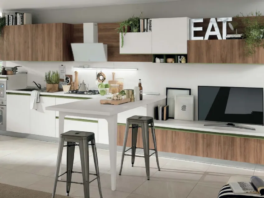 Cucina Moderne Concept finitura Noce e laccato Bianco con gole Verde Gonzaga di Moretti Cucine